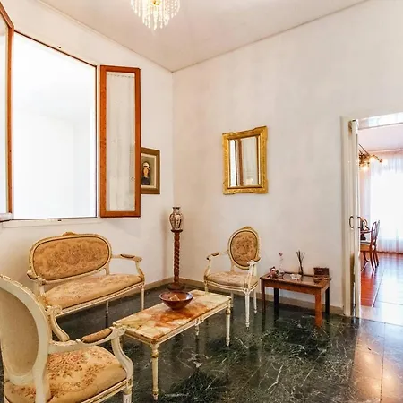 Bed & Breakfast Simonetta Siena