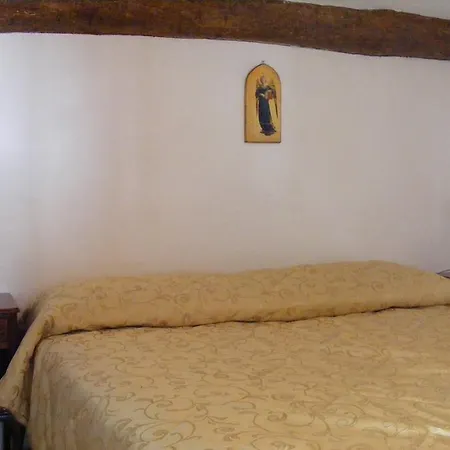 Simonetta Oda ve Kahvaltı 3*