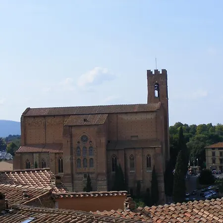 Simonetta 3*