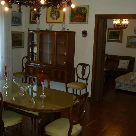 Alojamento de Acomodação e Pequeno-almoço Simonetta 3*