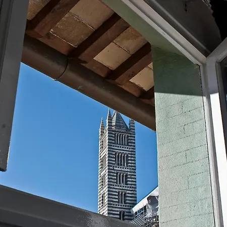 Simonetta Oda ve Kahvaltı